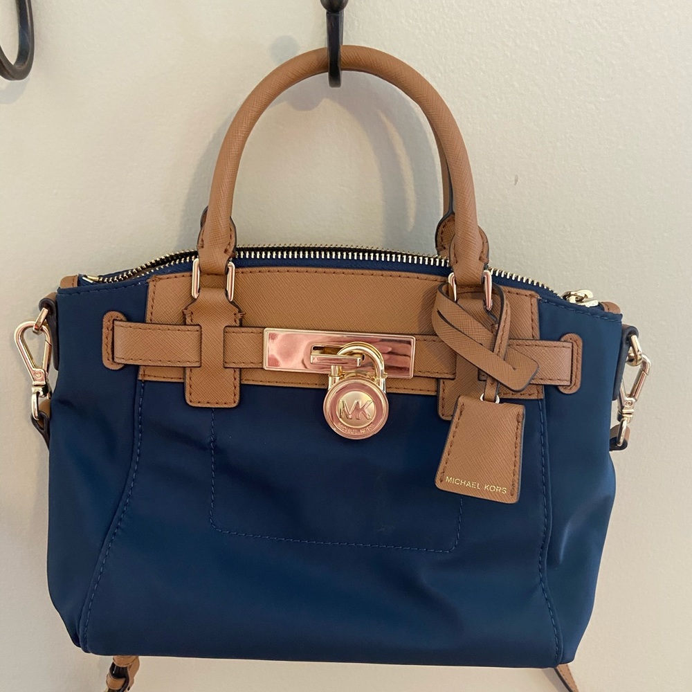 Michael Kors Crossbody *EUC*